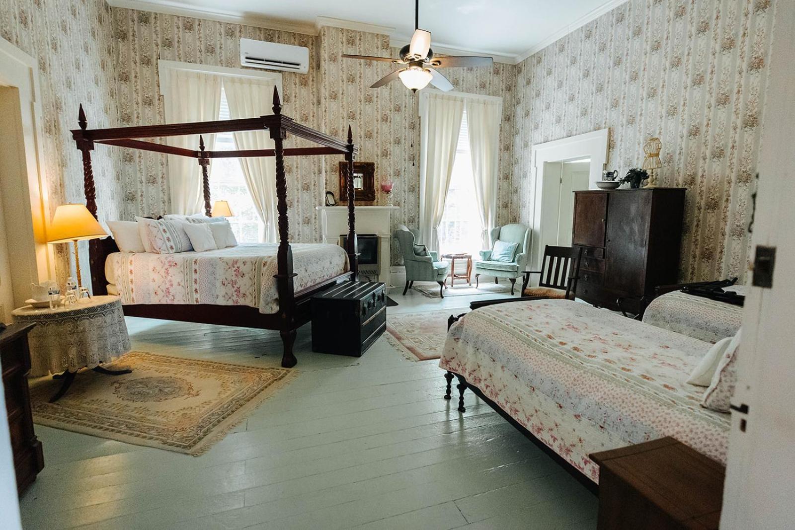 Maple Hill Manor Bed & Breakfast Springfield Esterno foto