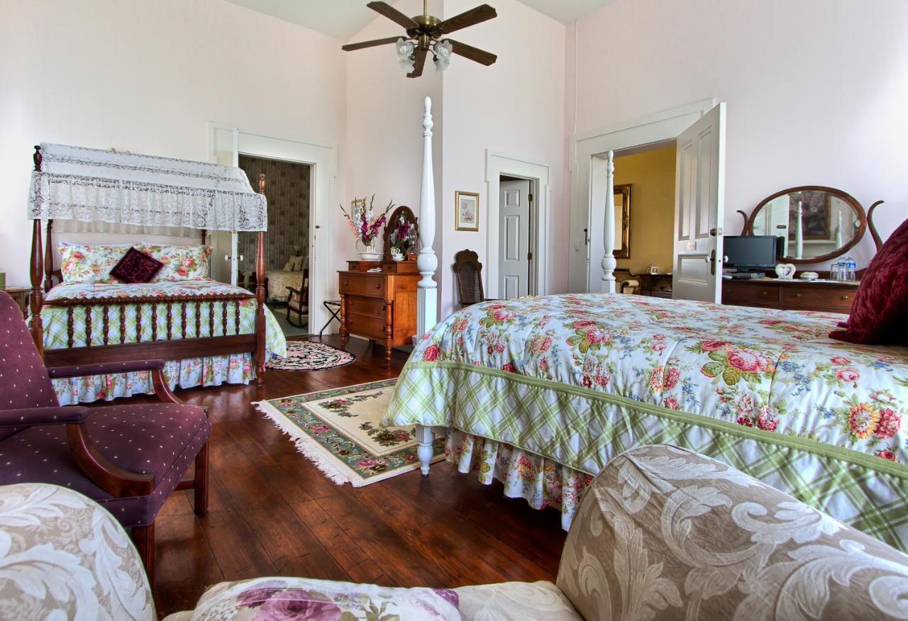 Maple Hill Manor Bed & Breakfast Springfield Esterno foto